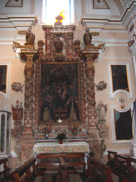 altare-del-rosario_-san-leucio